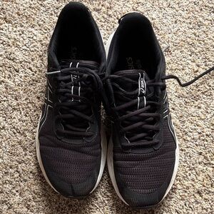 ASICS Men's Black and White Athletic Shoes